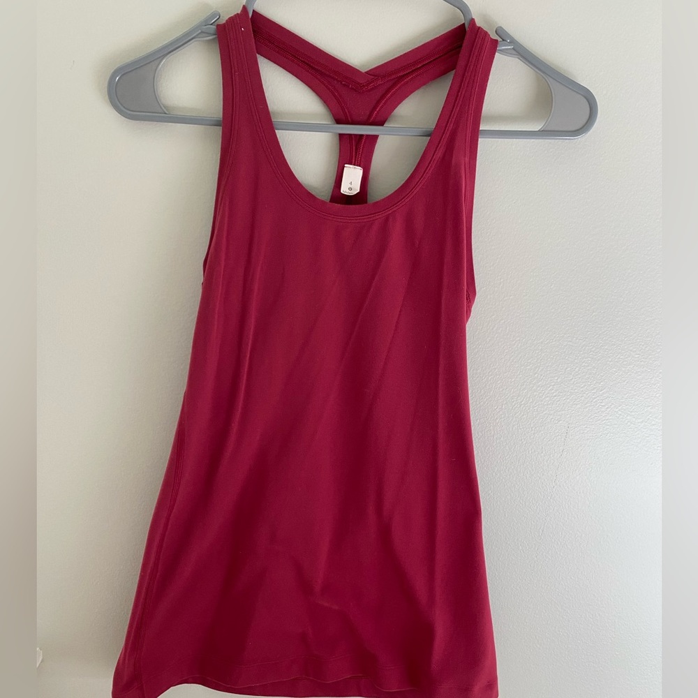 lululemon red tank